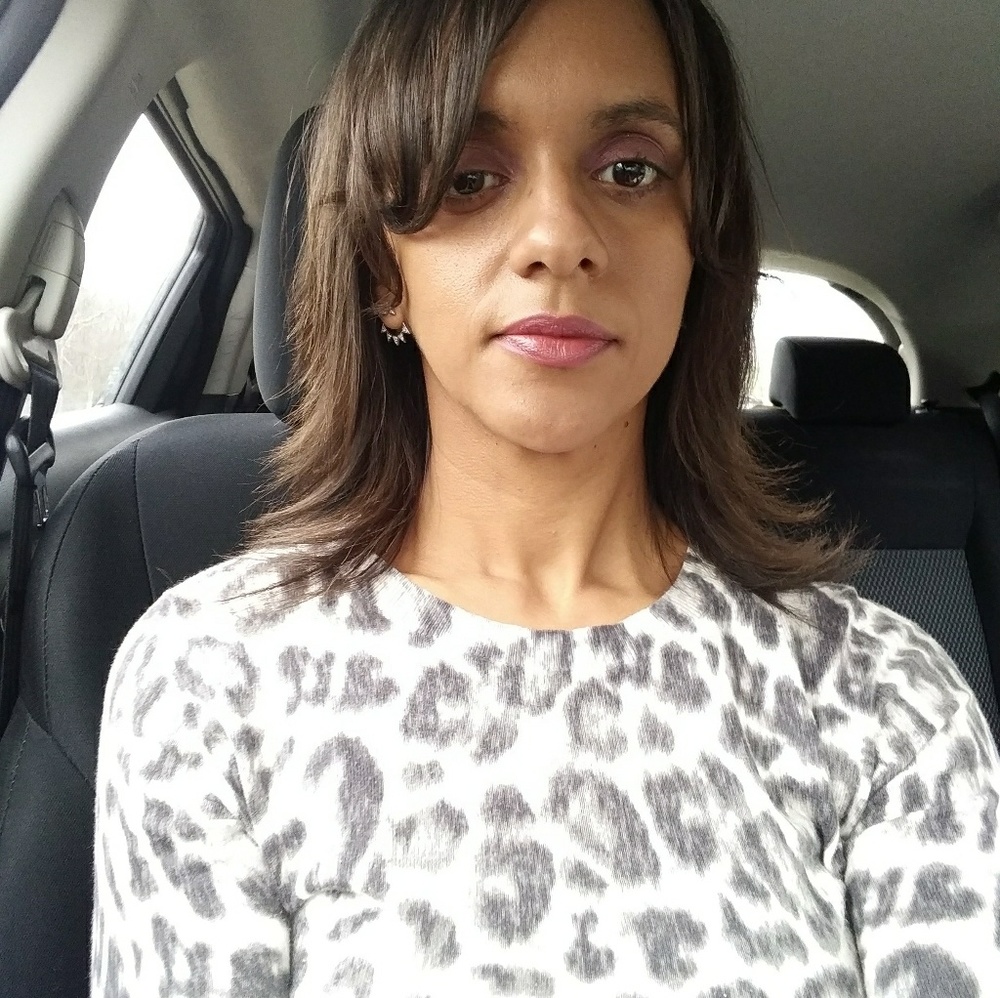 Meet your Posher, Paola